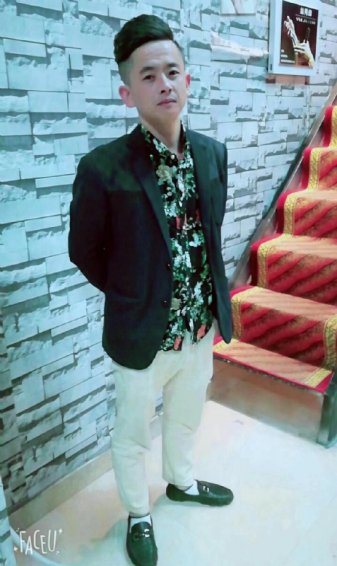 男人三十而立的第一张照片--滨州相亲服务中心