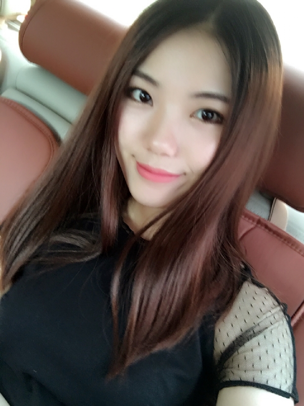 盛开的花朵的第二张照片--滨州相亲服务中心