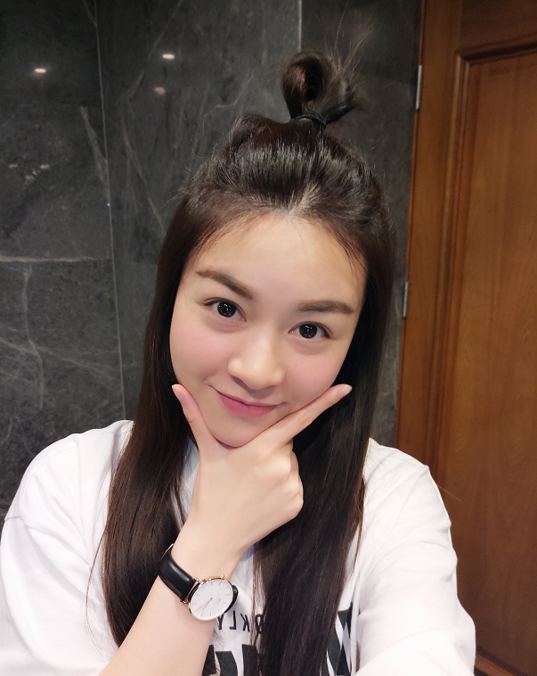 苹果味的第一张照片--滨州相亲服务中心