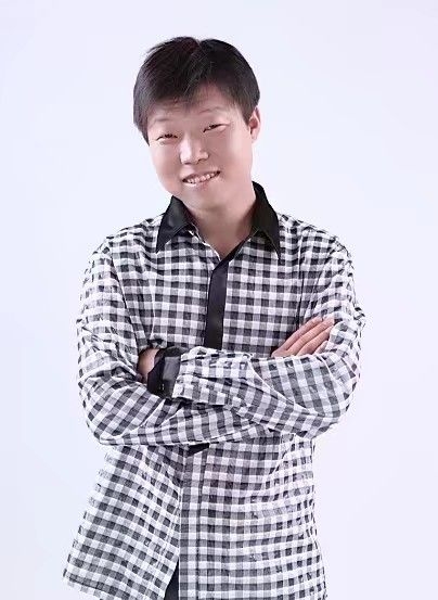 碧海升明月的第一张照片--滨州相亲服务中心