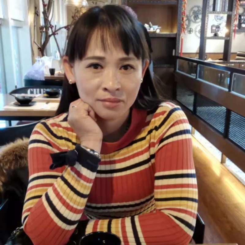 玫瑰花的第一张照片--滨州相亲服务中心