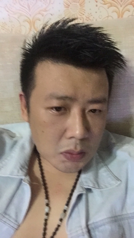 沐浴阳光的第一张照片--滨州相亲服务中心