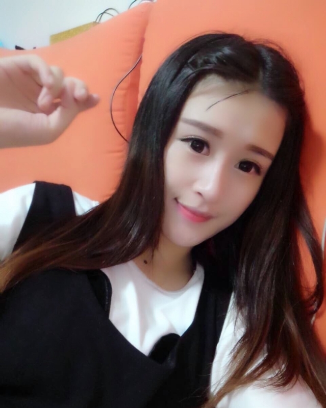 花开的季节的第一张照片--滨州相亲服务中心