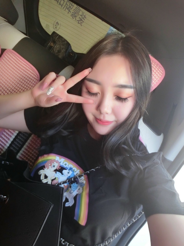 佳怡的第四张照片--滨州相亲服务中心