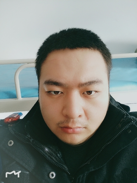 负重前行的第一张照片--滨州相亲服务中心