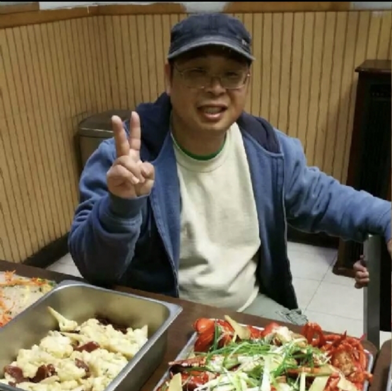 wally的第一张照片--滨州相亲服务中心