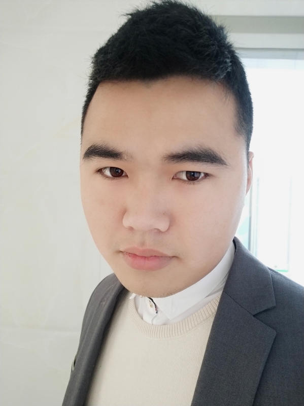 啊辉的第一张照片--滨州相亲服务中心