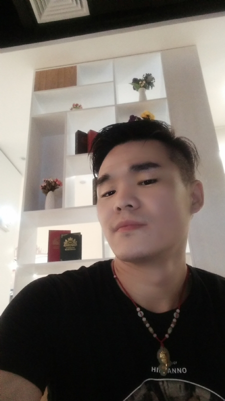 涵博随缘的第一张照片--滨州相亲服务中心