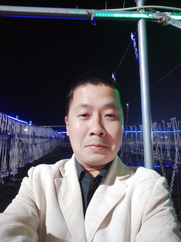 阿峰的第一张照片--滨州相亲服务中心