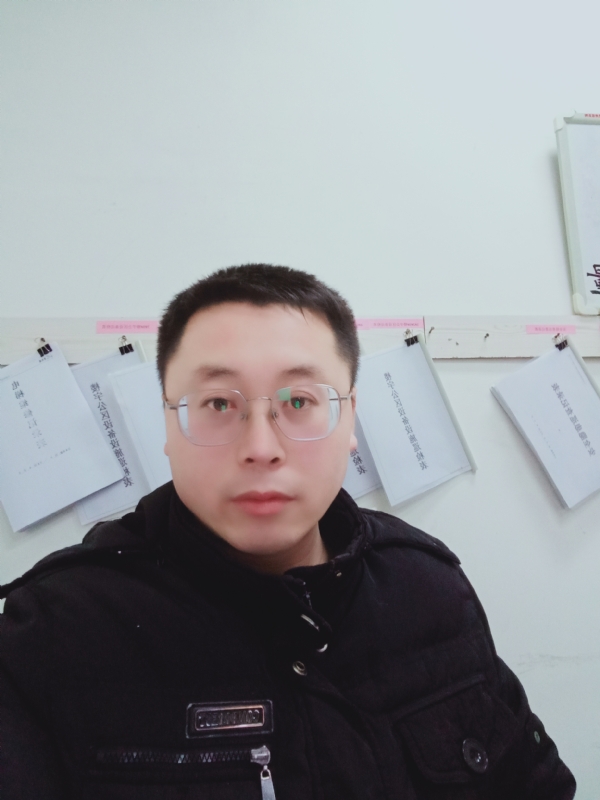 一头猪的第一张照片--滨州相亲服务中心