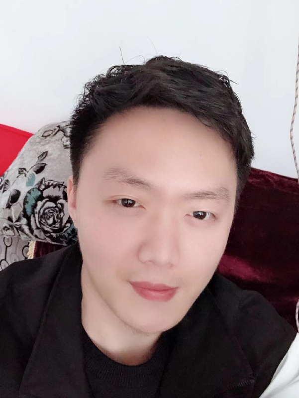 执迷的鲸鱼的第一张照片--滨州相亲服务中心