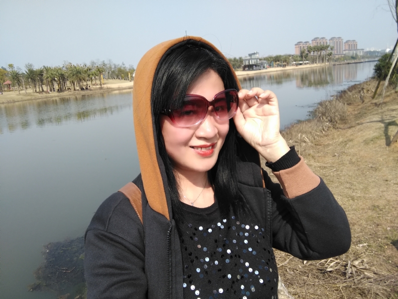 雅寻的第一张照片--滨州相亲服务中心