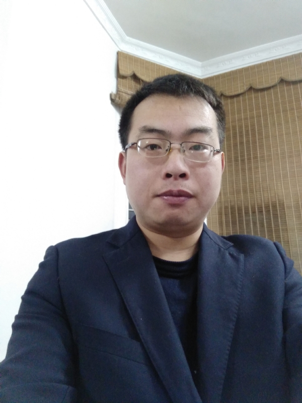 简单爱的第一张照片--滨州相亲服务中心