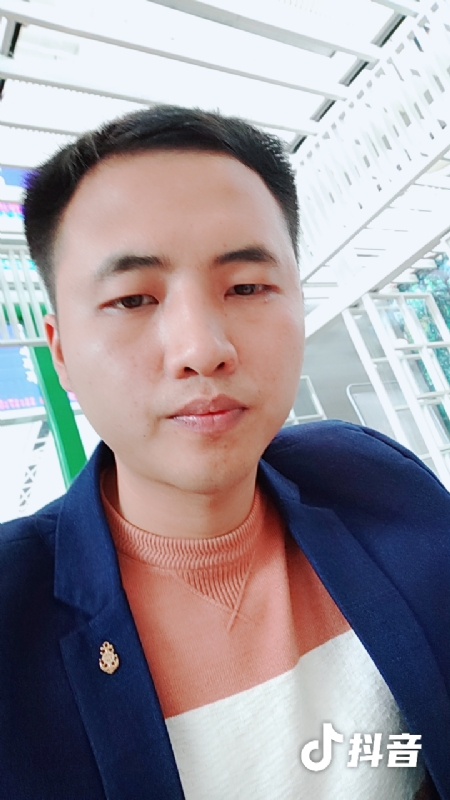 佳鑫的第一张照片--滨州相亲服务中心