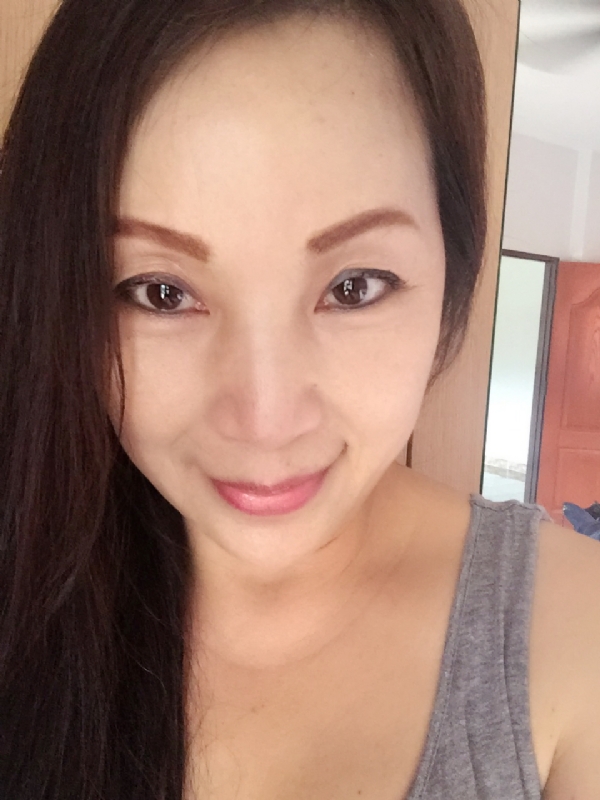 ying的第一张照片--滨州相亲服务中心