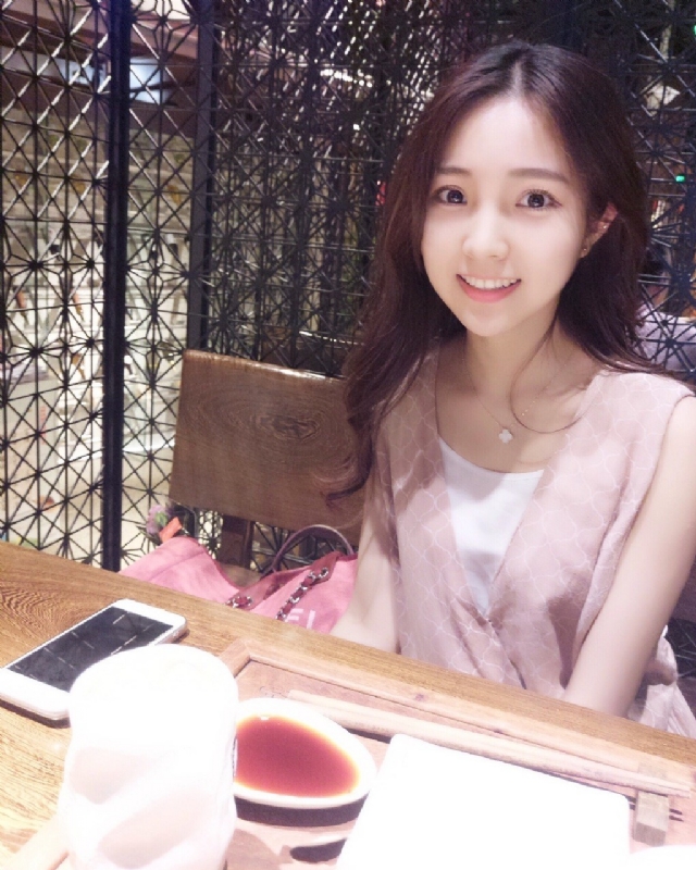 冰艳残阳的第二张照片--滨州相亲服务中心