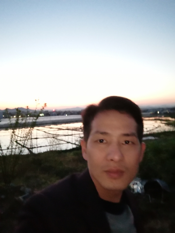 不忘初心的第一张照片--滨州相亲服务中心