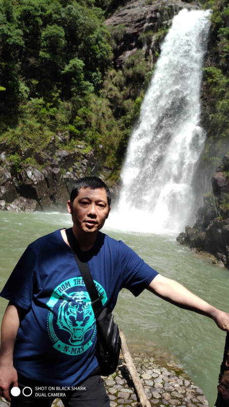 石头的第一张照片--滨州相亲服务中心