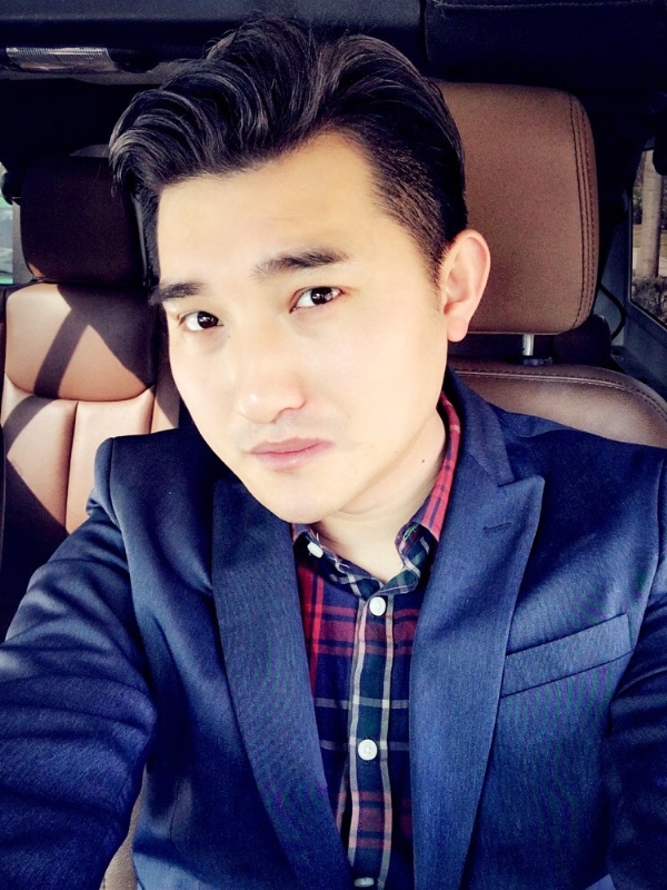 奋斗的第三张照片--滨州相亲服务中心