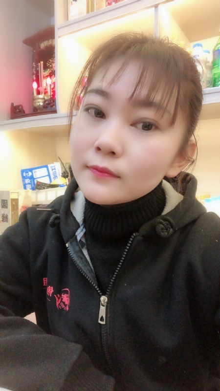 泡沫的第一张照片--滨州相亲服务中心