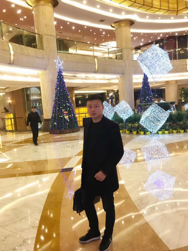 够钟的第一张照片--滨州相亲服务中心