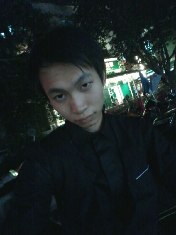 瞬间回眸的第一张照片--滨州相亲服务中心