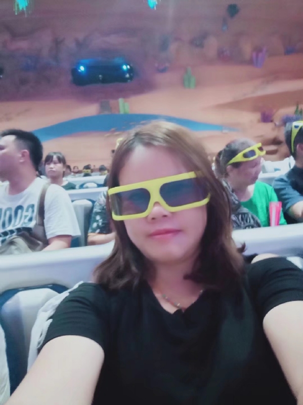 牙彩的第一张照片--滨州相亲服务中心