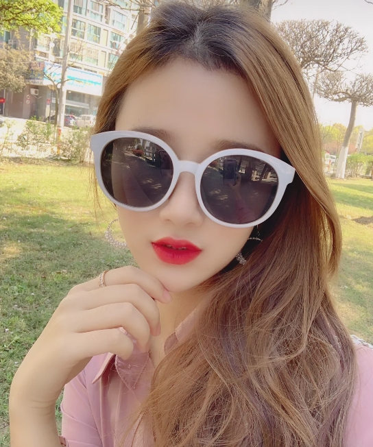 唐小小的第二张照片--滨州相亲服务中心