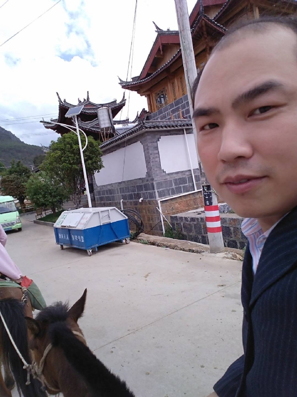 当代军人的第一张照片--滨州相亲服务中心