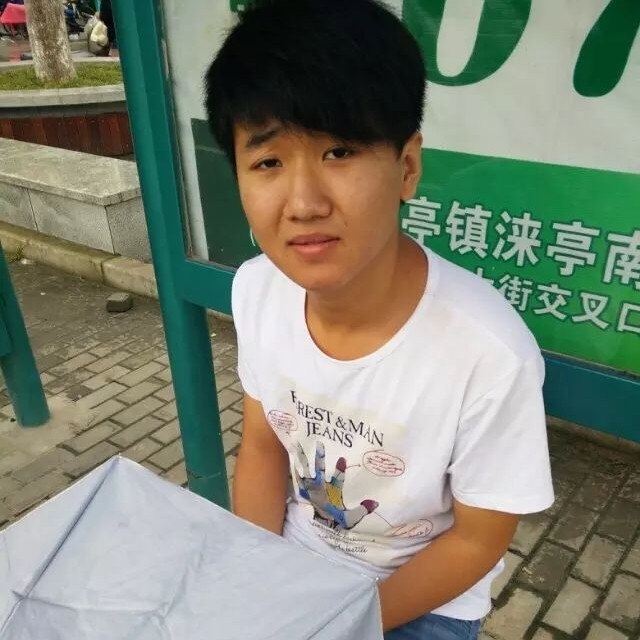 小丁的第一张照片--滨州相亲服务中心