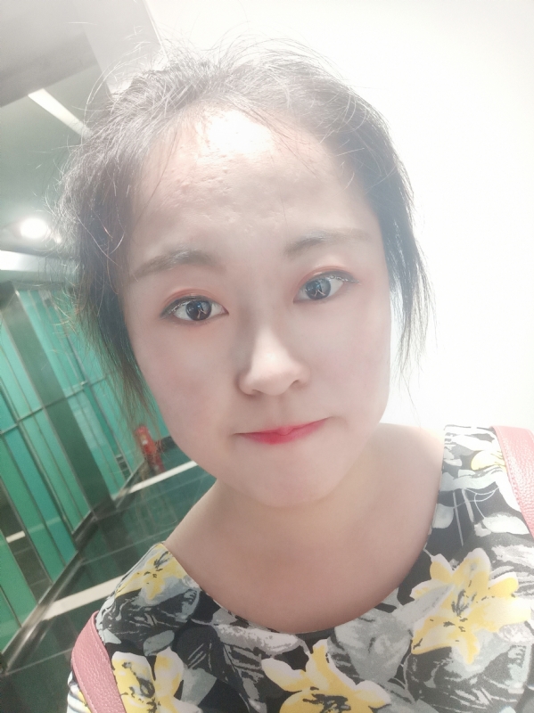 小花伞的第一张照片--滨州相亲服务中心