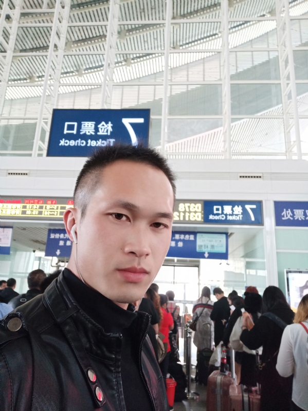 一叶知秋的第一张照片--滨州相亲服务中心