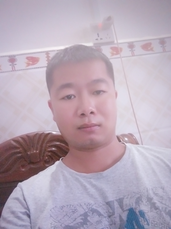 心雨的第一张照片--滨州相亲服务中心