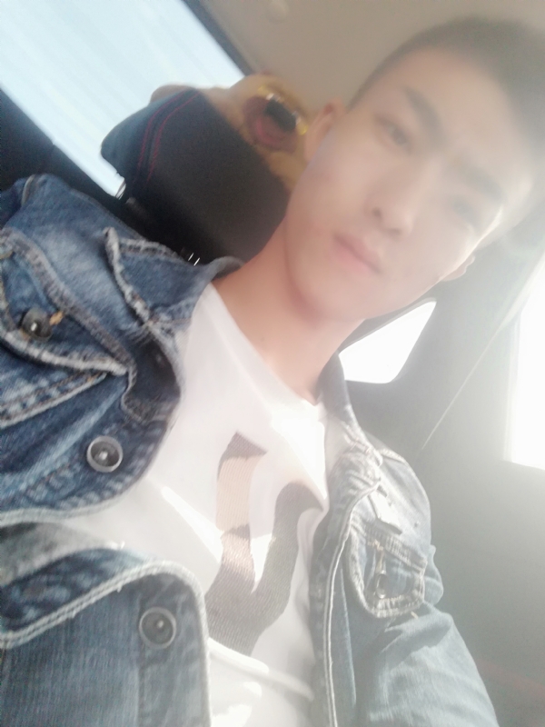 傻雕的第一张照片--滨州相亲服务中心