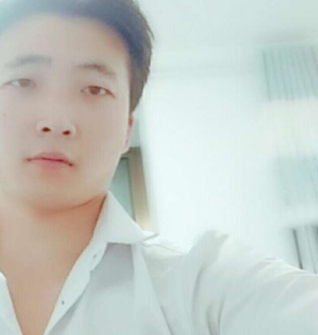 华英雄的第一张照片--滨州相亲服务中心