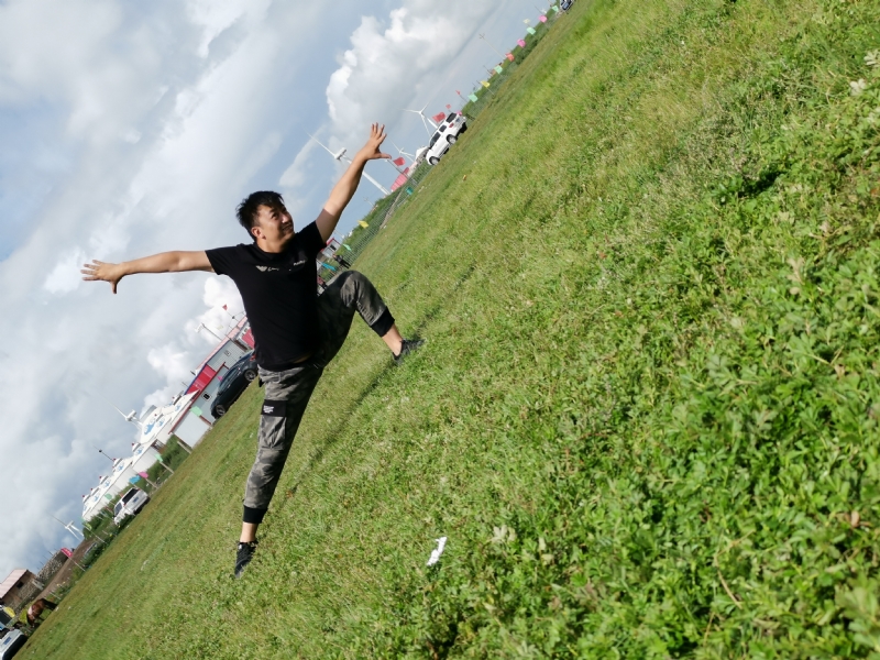 舞者的第一张照片--滨州相亲服务中心