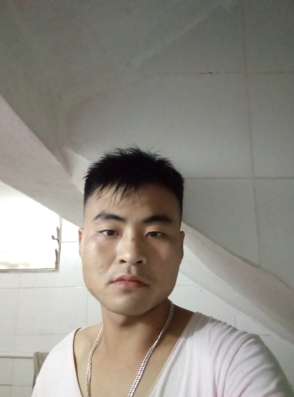 落叶知秋的第一张照片--滨州相亲服务中心