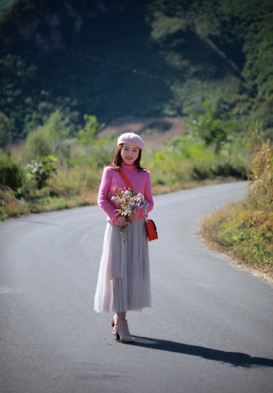 素年锦时的第二张照片--滨州相亲服务中心