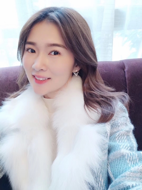 邓媛的第一张照片--滨州相亲服务中心