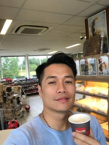 短歌的第一张照片--滨州相亲服务中心