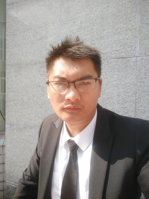 孤独的人的第一张照片--滨州相亲服务中心