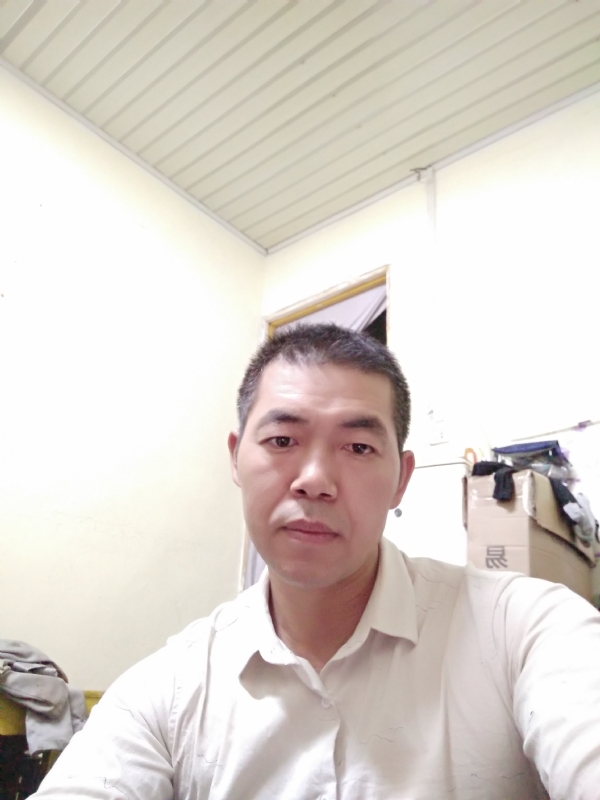 为伊消得人憔悴的第一张照片--滨州相亲服务中心