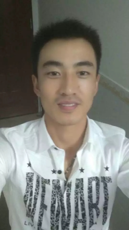 等待你的出现的第一张照片--滨州相亲服务中心