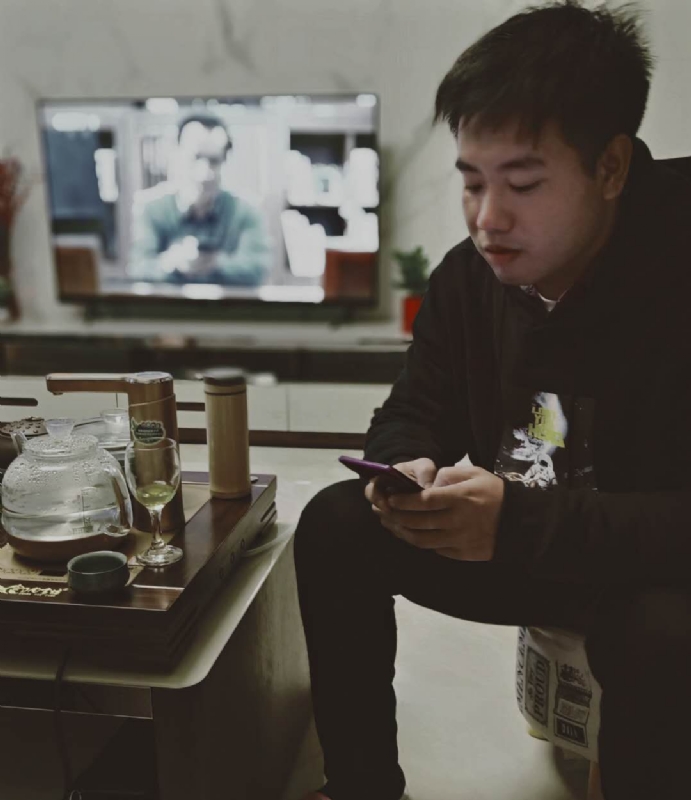 嗯今年能脱单吗的第一张照片--滨州相亲服务中心