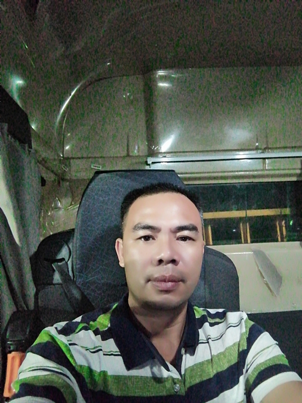 疯一般的爱恋的第一张照片--滨州相亲服务中心