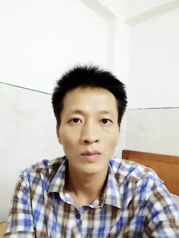 流年未亡的第一张照片--滨州相亲服务中心