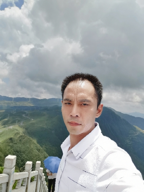 LXZ的第一张照片--滨州相亲服务中心