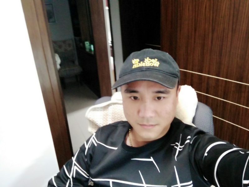 坚持我爱的第一张照片--滨州相亲服务中心