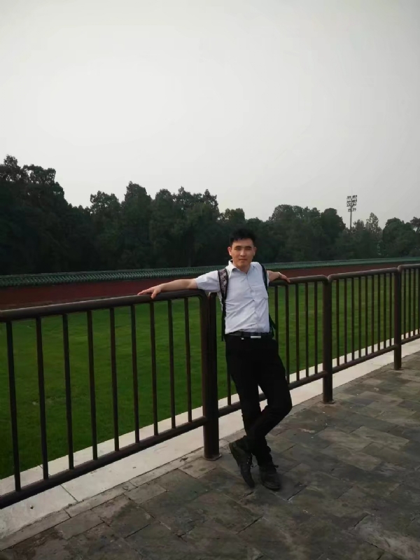 牛郎的第三张照片--滨州相亲服务中心