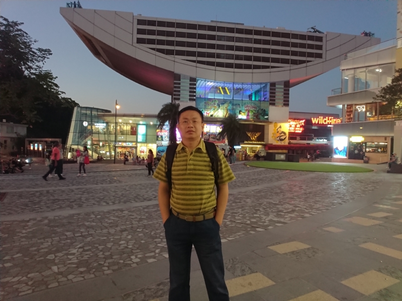 人间四月天的第一张照片--滨州相亲服务中心